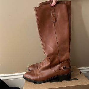 Chestnut knee boots.